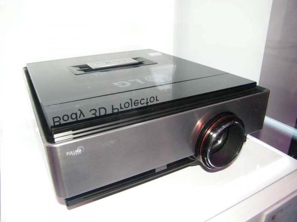 Full HD 3D projektor LG CF3D
